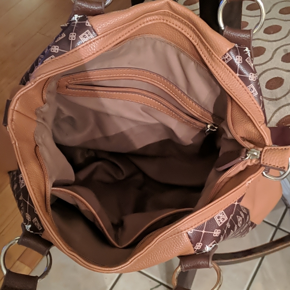 Handbag - Picture 3 of 3